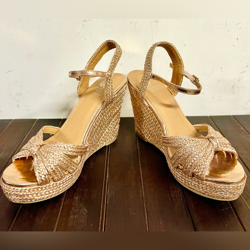 Rose gold shimmery wedge heel perfect for any wedding guest vacation or outing